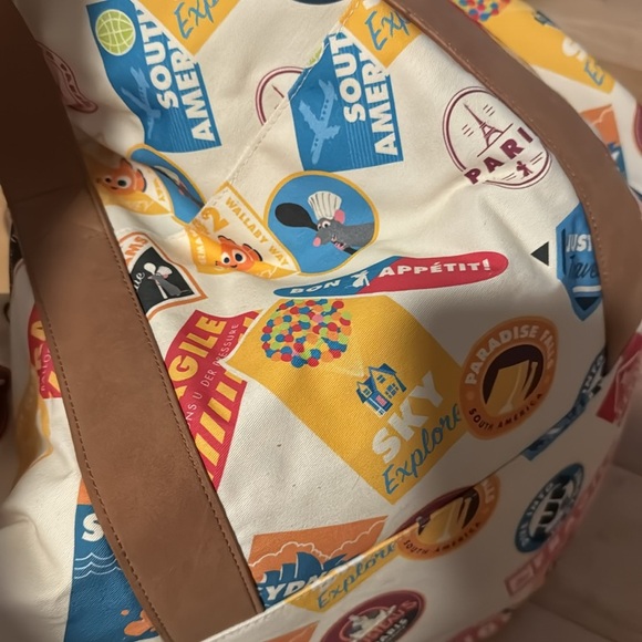 NEW Oh My Disney Pixar Weekender Bag - Picture 6 of 9